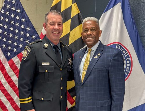Sheriff James T. Dewees, Carroll County, Maryland, Receives Defender Award